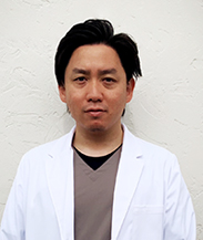 副院長 中澤篤人 副院長 中澤篤人